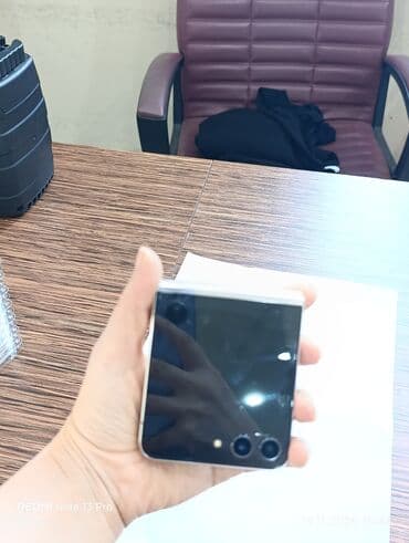 90 fps veren telefonlar pubg: Qatlanan ağıllı telefon – kompakt “flip” dizayn - Korpus: metal — 3