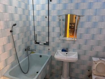 ev certiyojları: Nərimanov metrosunun və parkının düz yanındadır. Əşyaları ilə birlikdə — 5