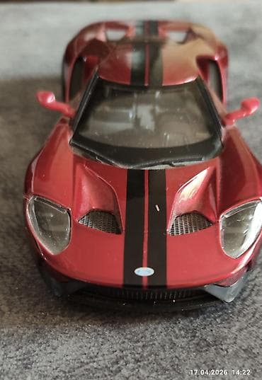 Ford GT metal model 1:32. avtomobil - Miqyas: təxmini 1:32–1:36