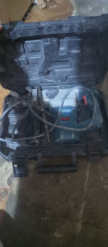 duyu: Aqromak markalı perforator/rotor-perforator dəsti. Xüsusiyyətlər: - — 1