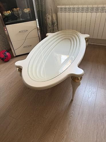 Salon masaları: Ağ rəngli salon/jurnal masası - Formalı: oval - Üst səth: şüşə tabla — 2