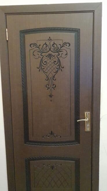 AYNUR 2💃 🚪Qapı satılır 1 ədəd var 📏Ölcü Eni 80 hündürlük 2metr