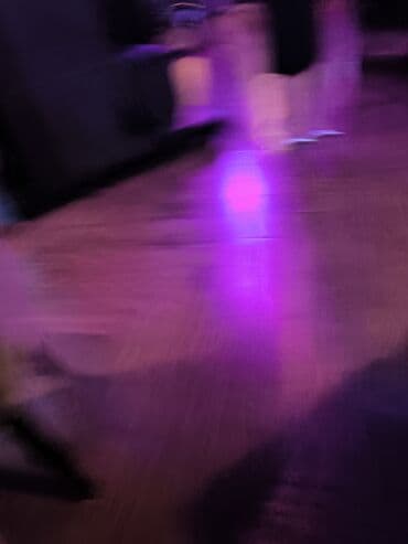 LED səhnə/party işığı – bənövşəyi efekt - Güclü bənövşəyi/mor işıq