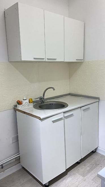 bar mebeli: Ağ rəngli kompakt mətbəx dəsti - Tərkib: aşağı modullar (3 qapılı — 1