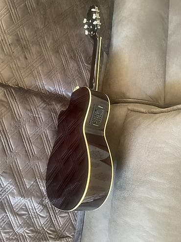 gitara balaca: Elektro-klasik gitara - Korpus: kəsik (cutaway) dizaynlı, tünd — 1