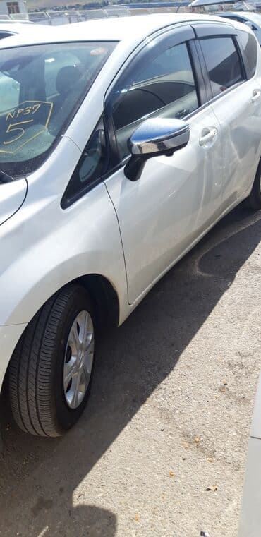 Nissan not günlük qalmamaq şərti ilə verilir . depazit 400 man günü — 3