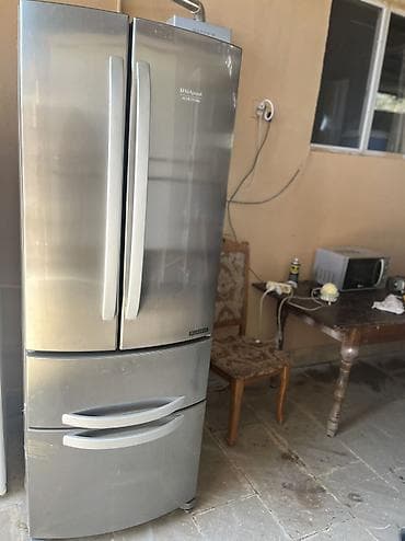 Yeni 4 qapılı Hotpoint Ariston Soyuducu Satılır, rəng - Bej, Dispenserli lalafo.az -da Yeni 4 qapılı Hotpoint Ariston Soyuducu Satılır, rəng - Bej, Dispenserli