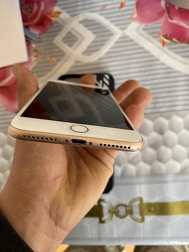 iphone 11 barter: IPhone 8 Plus, Qızılı, Barmaq izi — 6