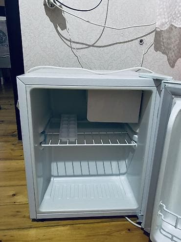 pitminutka satisi: Mini Fischer Soyuducu Satılır, rəng - Ağ — 3