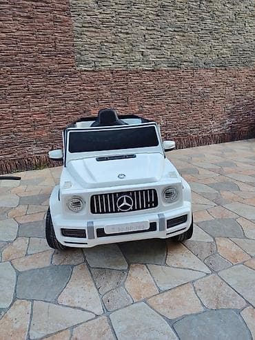 oyuncalar: Uşaq üçün elektrikli minik maşını – ağ rəngdə, SUV tipli kuzov — 1