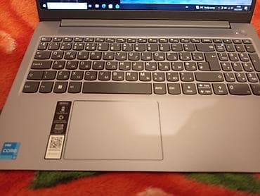 lg 82 ekran: Lenovo noutbuk – 15.6" ekran, tam ölçülü klaviatura və rəqəmsal blokla — 1