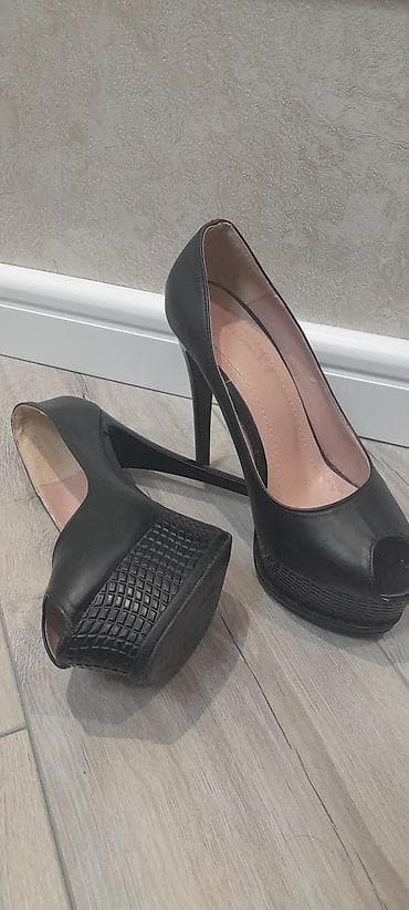 купить кожаный ремень: Qadın yüksək dabanlı ayaqqabı - Rəng: qara - Model: peep-toe (burun — 1