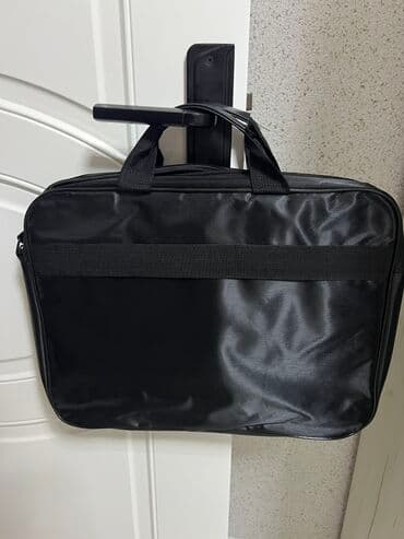 toxunma çanta: Qara rəngli kompüter/iş çantası Təzədir Qiymət :10 manat Əlaqə — 4