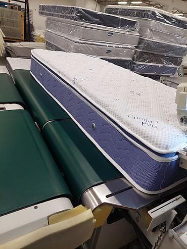 Böyüklər üçün Süngər Döşək