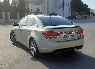 bmw e 39: Chevrolet Cruze sedan - Kuzov: sedan, bej rəng - Mühərrik və ötürmə — 4