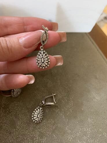 Qızıl alışı: Dəstə daxildir: Kulon, Üzük, Sırğa, Gümüş, 925 Əyar — 2