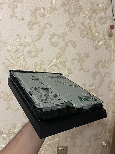 playstation 3 ikinci el: Məhsul: Sony PlayStation 4 (PS4) Ps4 fat 3 eded orginal pult 8 eded — 1