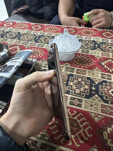 ipad 10 ikinci el: IPhone 11 Pro, 64 GB, Matte Gold — 3