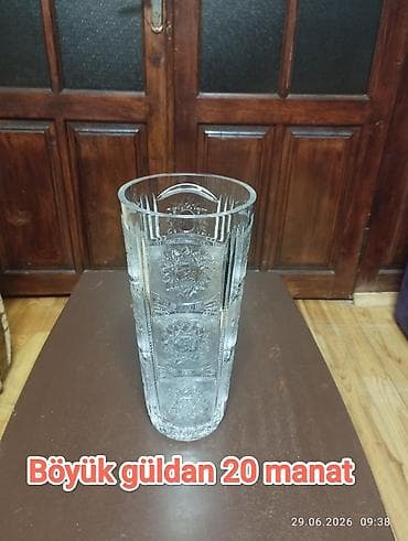 Güldanın hündürlüyü 30 sm, eni 13 sm
