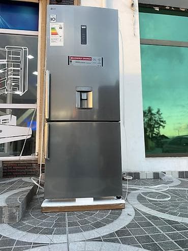 computer qiymetleri: Yeni 2 qapılı LG Soyuducu Satılır, rəng - Gümüşü, Dispenserli — 1