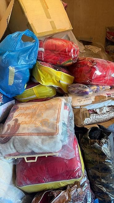 Yataq məişət tekstilinin qarışıq setləri Məhsullar: - Yorğanlar