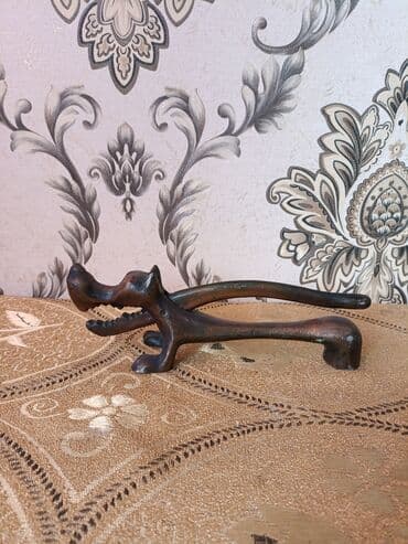 qoz sındıran: Qədim qoz sındıran — 1