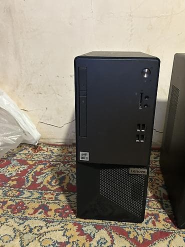 İ3-10cu nesil, ram 4gb, 500hdd. Heç bir problemi yoxdur real aliciya