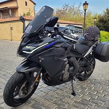 moped 49: CFMOTO 650GT – turinq sinfi motosiklet Yuruş 8000 km - Mühərrik: 650 — 6