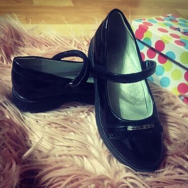 uwaq ucun tortlar: Razmer:34 Stelka:23sm Brend:Котенок Qiymet:12AzN ayaqqabi, ushaq — 6