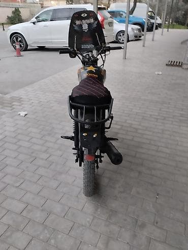 ucuz moped satisi: Moped/Motosiklet – şəhər içi sürüş üçün praktik model - Rəng: qara — 2