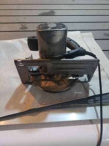 ucuz misarlar: PİTER PT-185/1800BT elektrikli dairəvi mişar - Giriş gərginliyi — 2