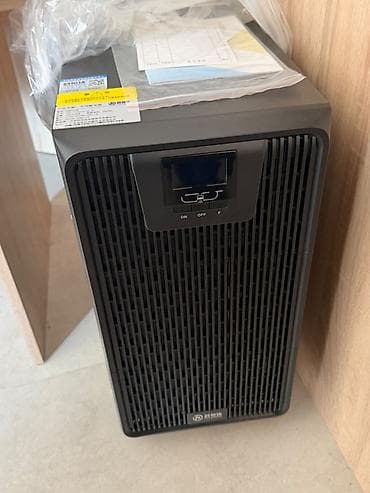 Yeni UPS, > 3501 Vt, Rozetkaların sayı - 2