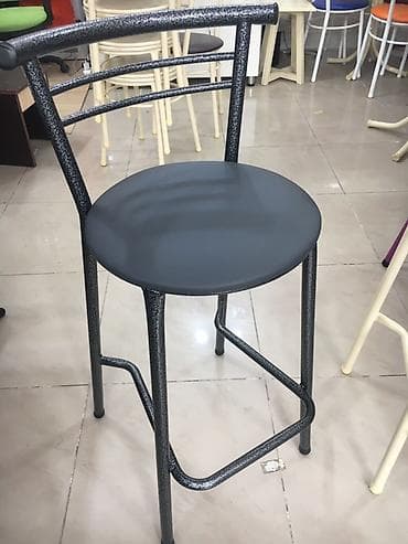 metbee: Metal bar stuları. Biz kefiyyətli bac oturacağlarına üsdün veririk — 2