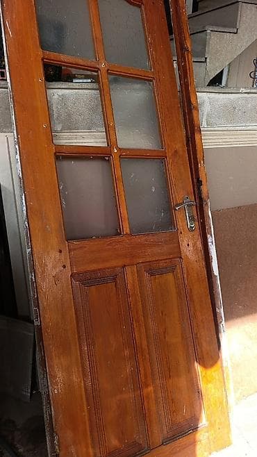 qapilar 2ci el: Taxta qapılar 2 əded — 2