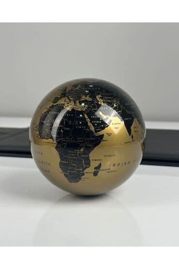 консоль: Masaüstü dekorativ qlobus – sferik forma, hamar parlaq səth. - — 1