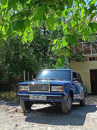 lada tekeri: Model: Lada Riva (VAZ 2107) Kuzov: sedan, 4 qapı Rəng: tünd mavi — 3