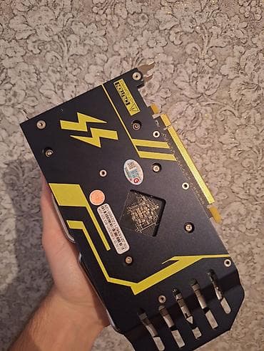 vita: Videokart Gigabyte Radeon RX 580, 8 GB — 4