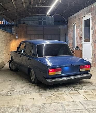 masin 06: VAZ (LADA) 2107: 1.6 l | 2001 il 34444 km Sedan — 1