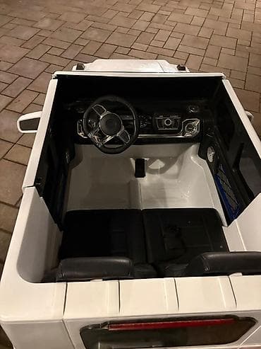 ev masin: G-Class 4x4 Uşaqlar üçün elektrikli minik maşını – ağ rəng, SUV — 4