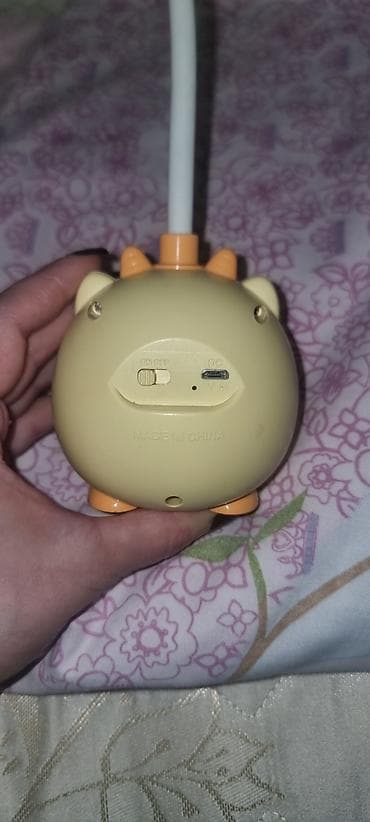 masaustu saat: USB şarj olunan masa lampası – kirpi dizaynlı - Gözəl, mini kirpi — 3