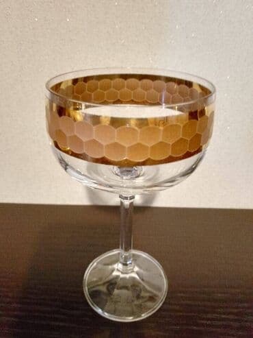 Çaydanlar və qəhvədanlar: Qədəhlər — 3