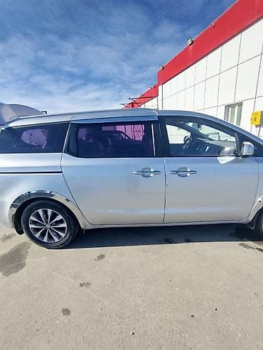 bmw e39 sukan: Kia Carnival: 2.2 l | 2016 il Van/Minivan — 9