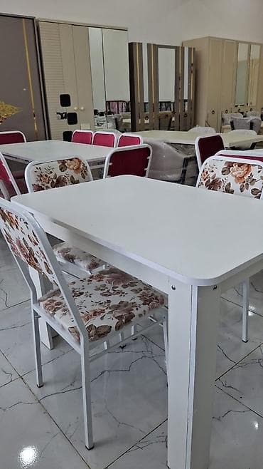 kohnə stul: Mətbəx üçün, Yeni, Açılmayan, Oval masa, 4 stul — 2