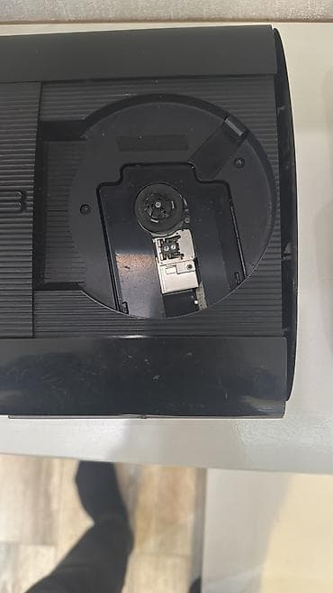 irşad playstation 3: Sony PlayStation 3 (Super Slim) oyun konsolu - Model: PS3 Super Slim — 4