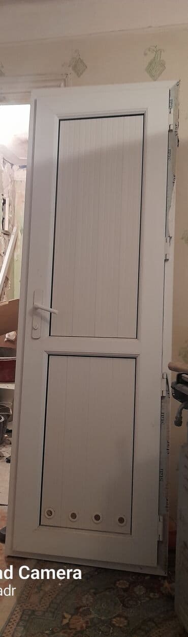 PVC plastik qapı - Material: ağ rəngli PVC profil, panel tipli dizayn lalafo.az -da PVC plastik qapı - Material: ağ rəngli PVC profil, panel tipli dizayn