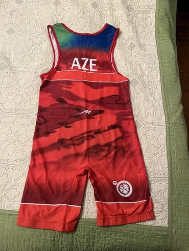 paster konsert bilet: Güləş paltarı (triko) respublikaya geyinmək üçün yaxşıdır yaxşı maldır — 2