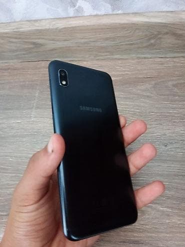 samsung a10 ekranı: Samsung Galaxy A10, 32 GB, rəng - Qara, İki sim kartlı — 3