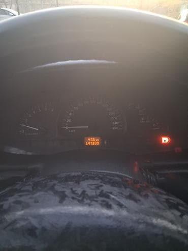 opelər: Opel sedan, 5 oturacaqlı salon. Mexaniki sürət qutusu (5 pillə). Qarşı — 10