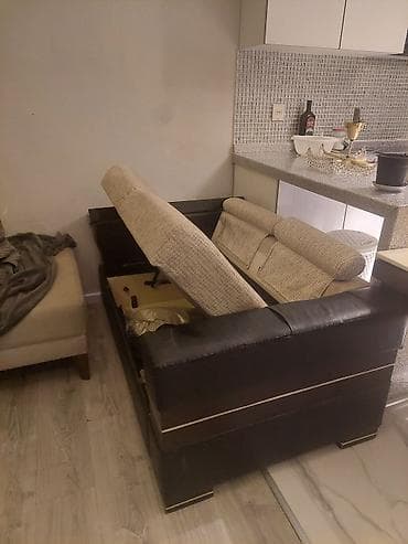 Di̇van-kravat, Açılan, Bazalı, Parça