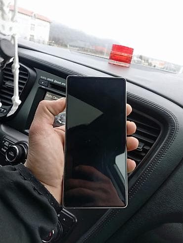 Samsung Galaxy S25 Ultra, 256 GB, Barmaq izi